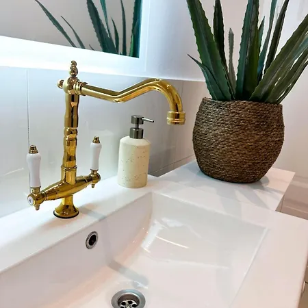 Apartment Exquisite 100qm An Der Spree Berlin