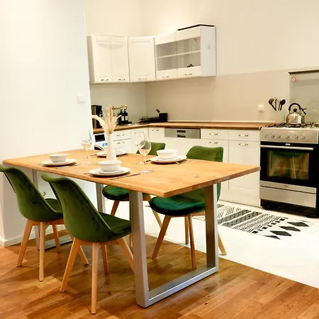 Exquisite 100qm An Der Spree * Berlin