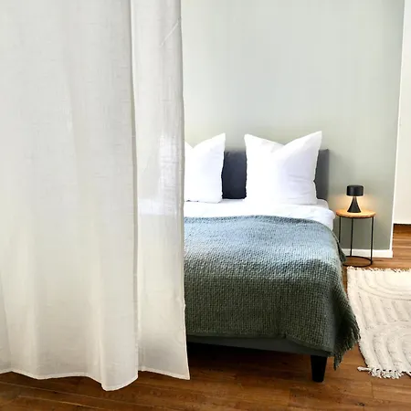 Exquisite 100qm An Der Spree Apartment Berlin