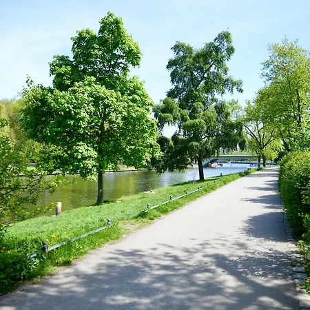 Exquisite 100qm An Der Spree Apartment *
